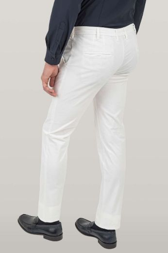 Immagine di PANTALONE MODELLO CHINO IN COTONE TWILL UNITO