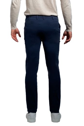 Immagine di PANTALONE INFORMALE  MODELLO CHINO IN COTONE  TWILL, TINTA UNITA, VESTIBILITA' SLIM