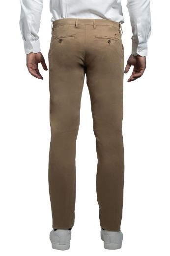 Immagine di PANTALONE INFORMALE  MODELLO CHINO IN COTONE  RASO, TINTA UNITA, VESTIBILITA' SLIM